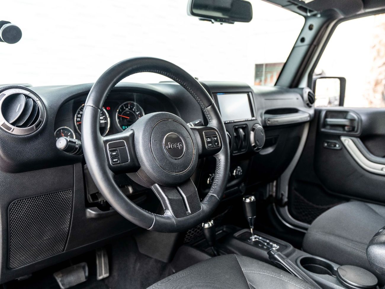 Jeep Wrangler Sport 3.6L A/T