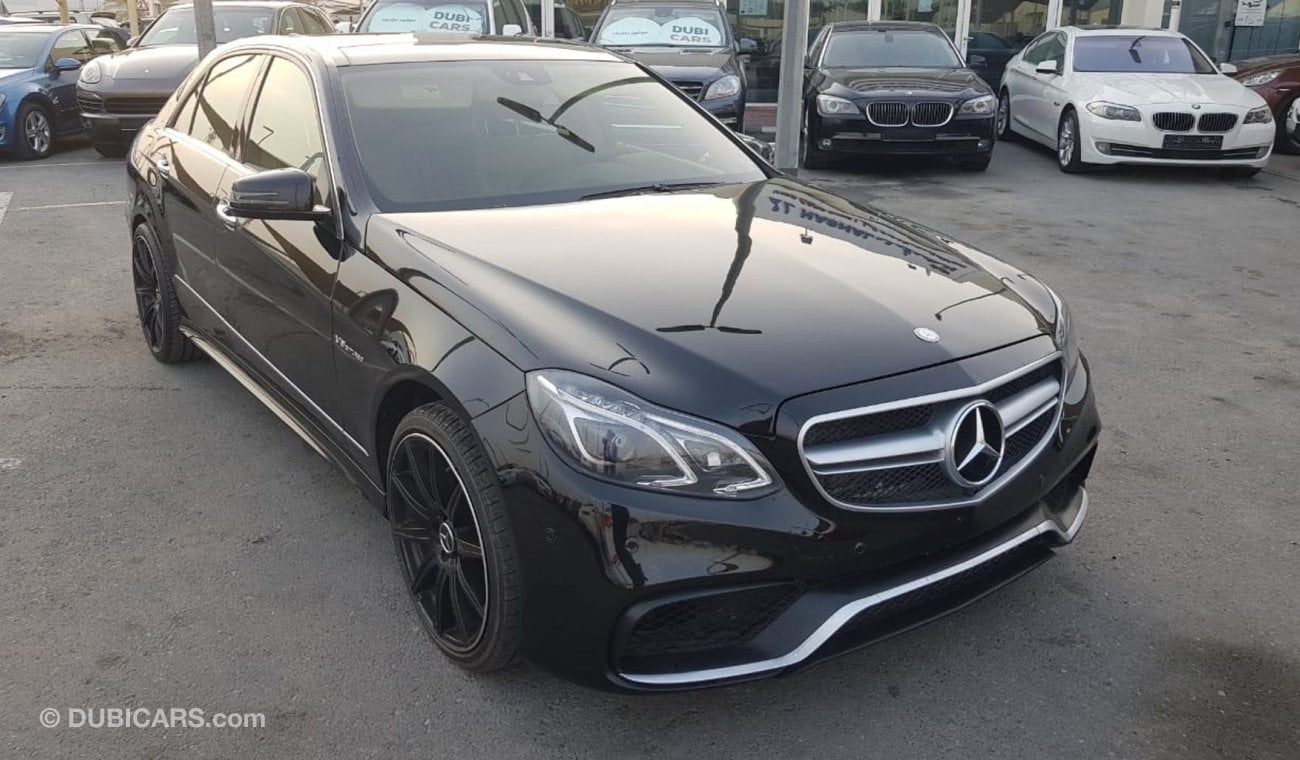 Mercedes-Benz E 63 AMG model 2011 face left 2016 prefect condition full option panoramic roof leather se