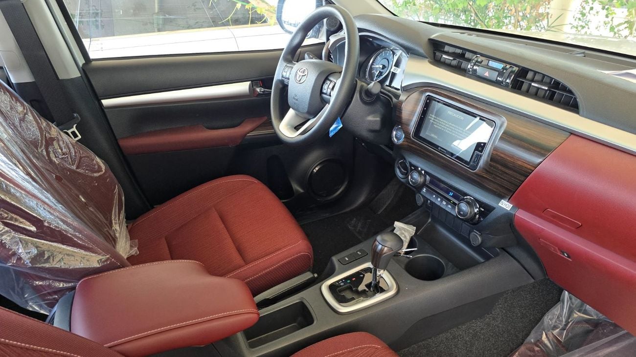 تويوتا هيلوكس TOYOTA HILUX D/C 2.7L AT FULL OPTION 2025-WHITE