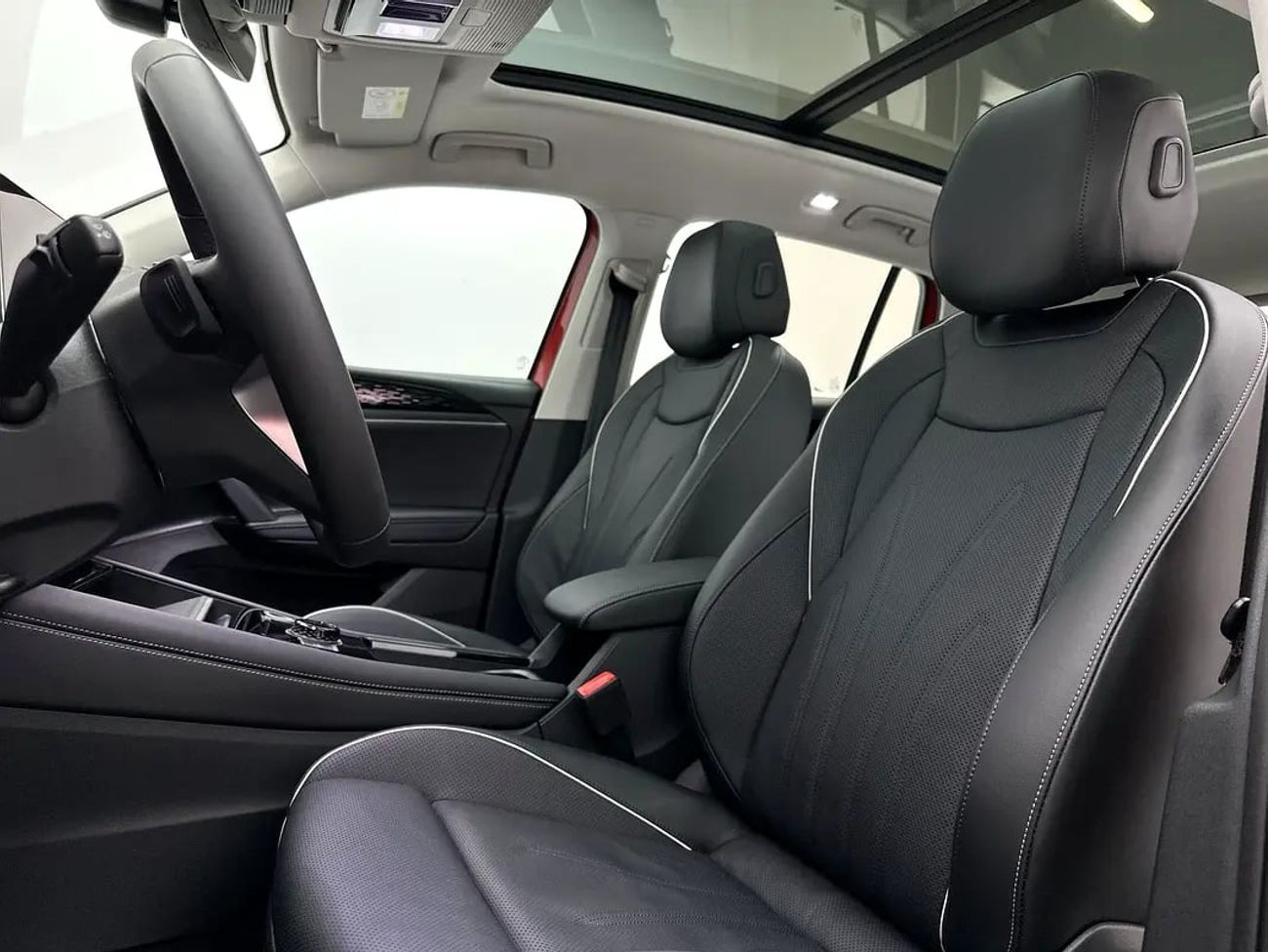 Volkswagen Tiguan 2.0 TSI Elegance Elegance