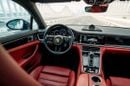 Porsche Panamera 4