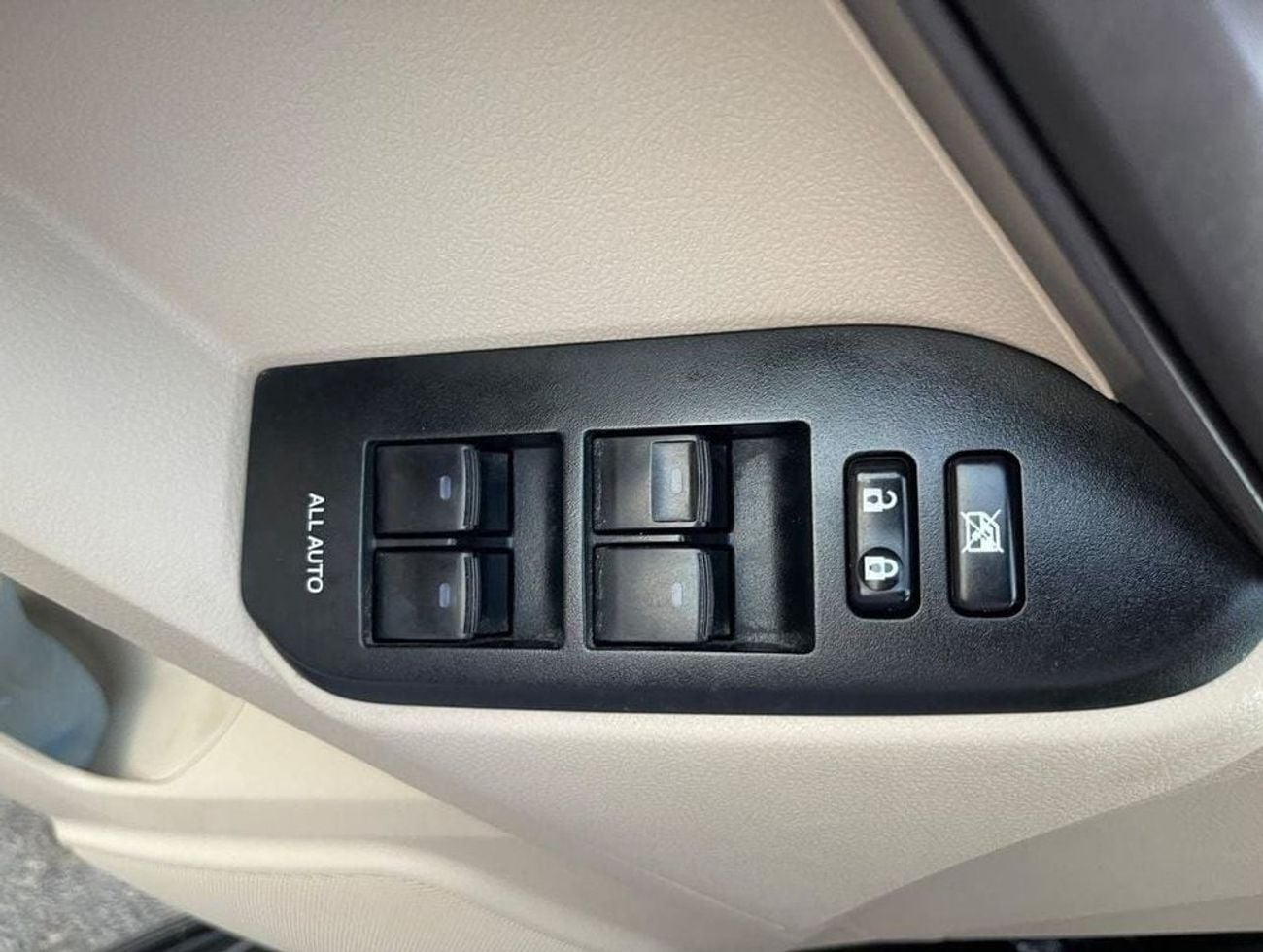 تويوتا برادو 2012 Toyota Rav4 2.5L V4 VVT-I Super Strong Engine - Freshly Imported USA - 15...