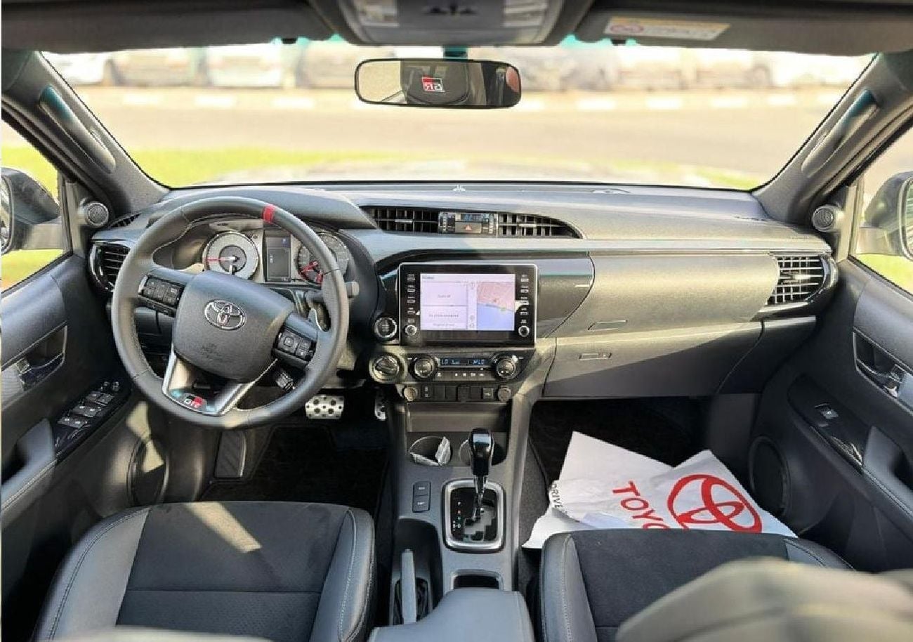 Toyota Hilux 2025 GR Sports 4.0L 4WD A/T 2025 Full Option