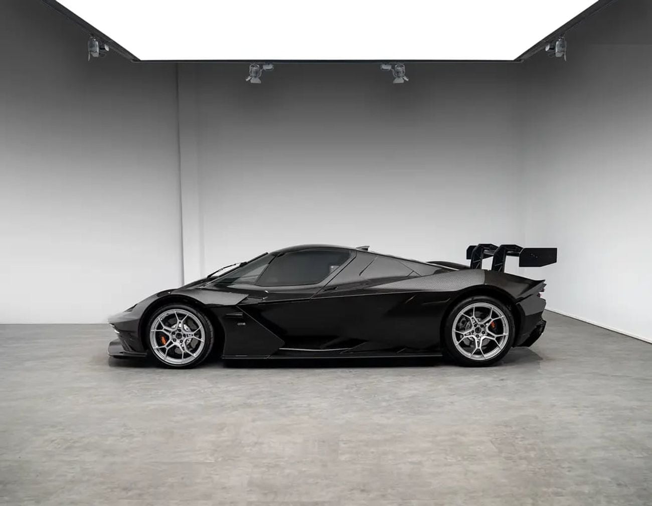 كاي تي أم XBOW GT XR • 1 of 100 built • Full Service History • GCC • Track Ready