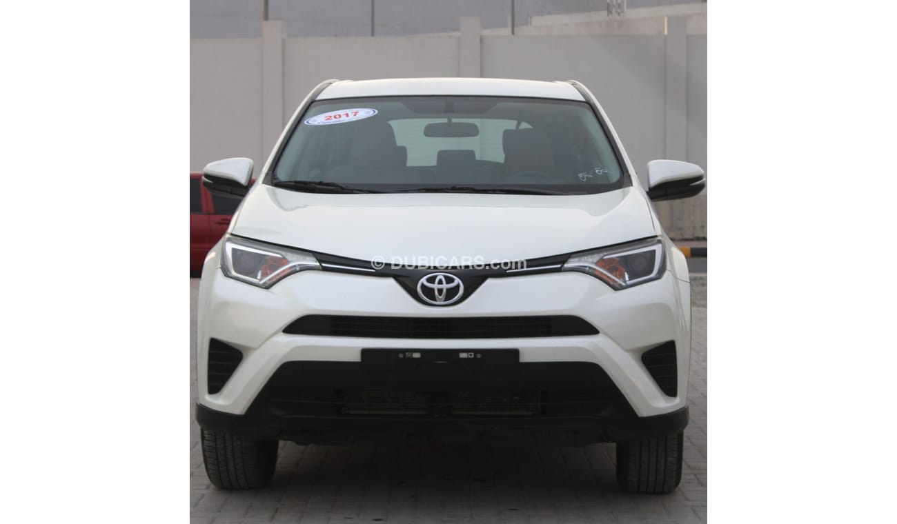 Toyota RAV4 EX TOYOTA RAV 4 WHITE 2017 GCC EXCELLENT CONDITION WITHOUT  ACCIDENT
