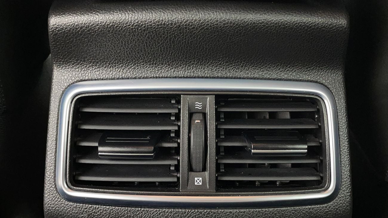 Renault Megane PE 1.6 | Zero Down Payment | Home Test Drive