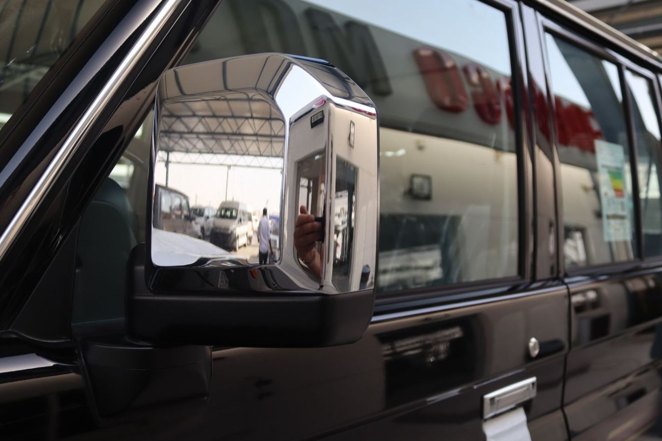 Toyota Land Cruiser 70 GRJ76 4.0 V6 PETROL M/T 40th ANNIVERSARY **EXPORT ONLY**التصدير فقط خارج الخليج***