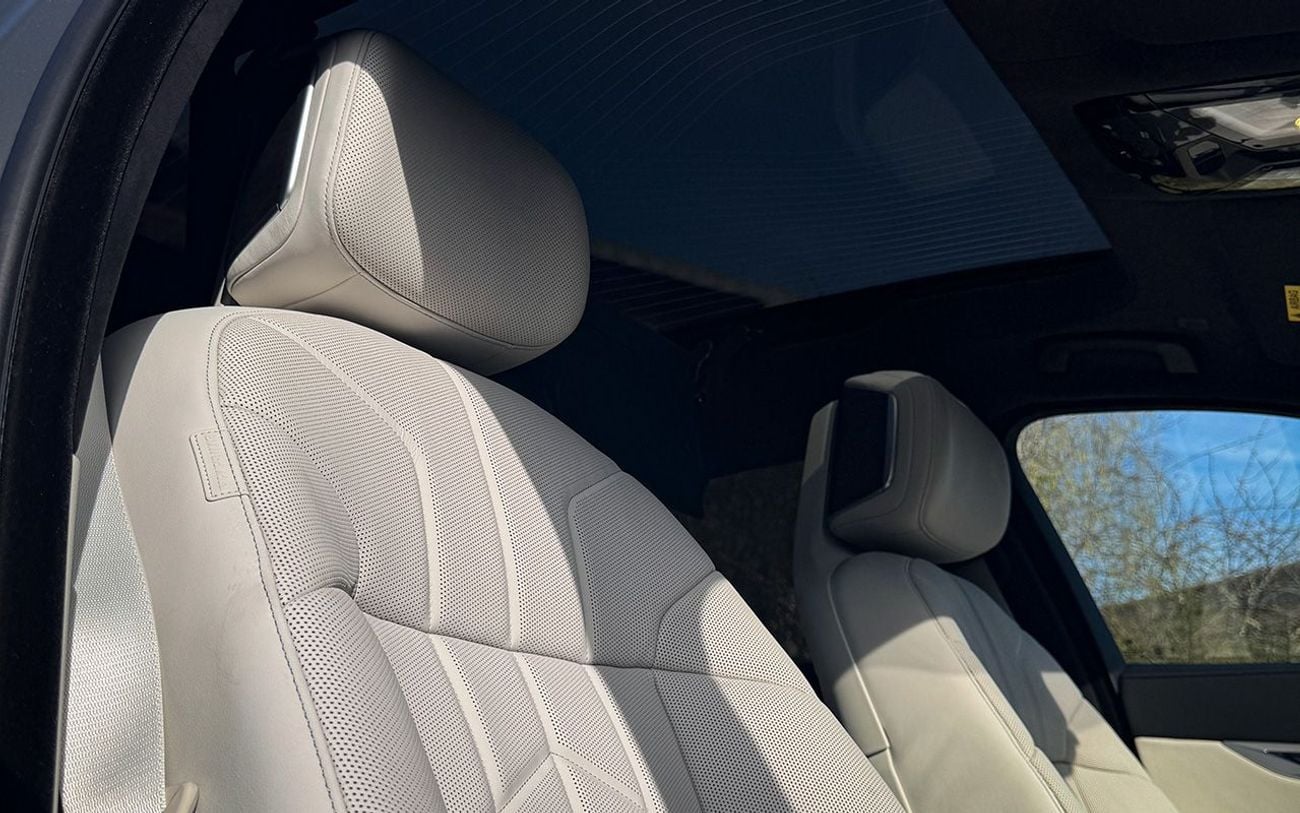 بي أم دبليو i7 XDRIVE60 BUSINESS EXCELLENCE xDrive60 Excellence Pro Right Hand Drive