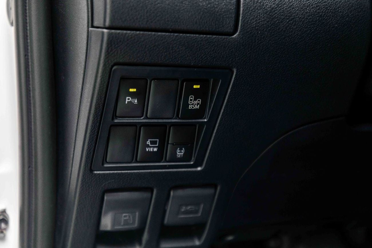 تويوتا هيلوكس GR SPORT 2.8L Diesel - Attitude Black Inside GRS Black | Export Only