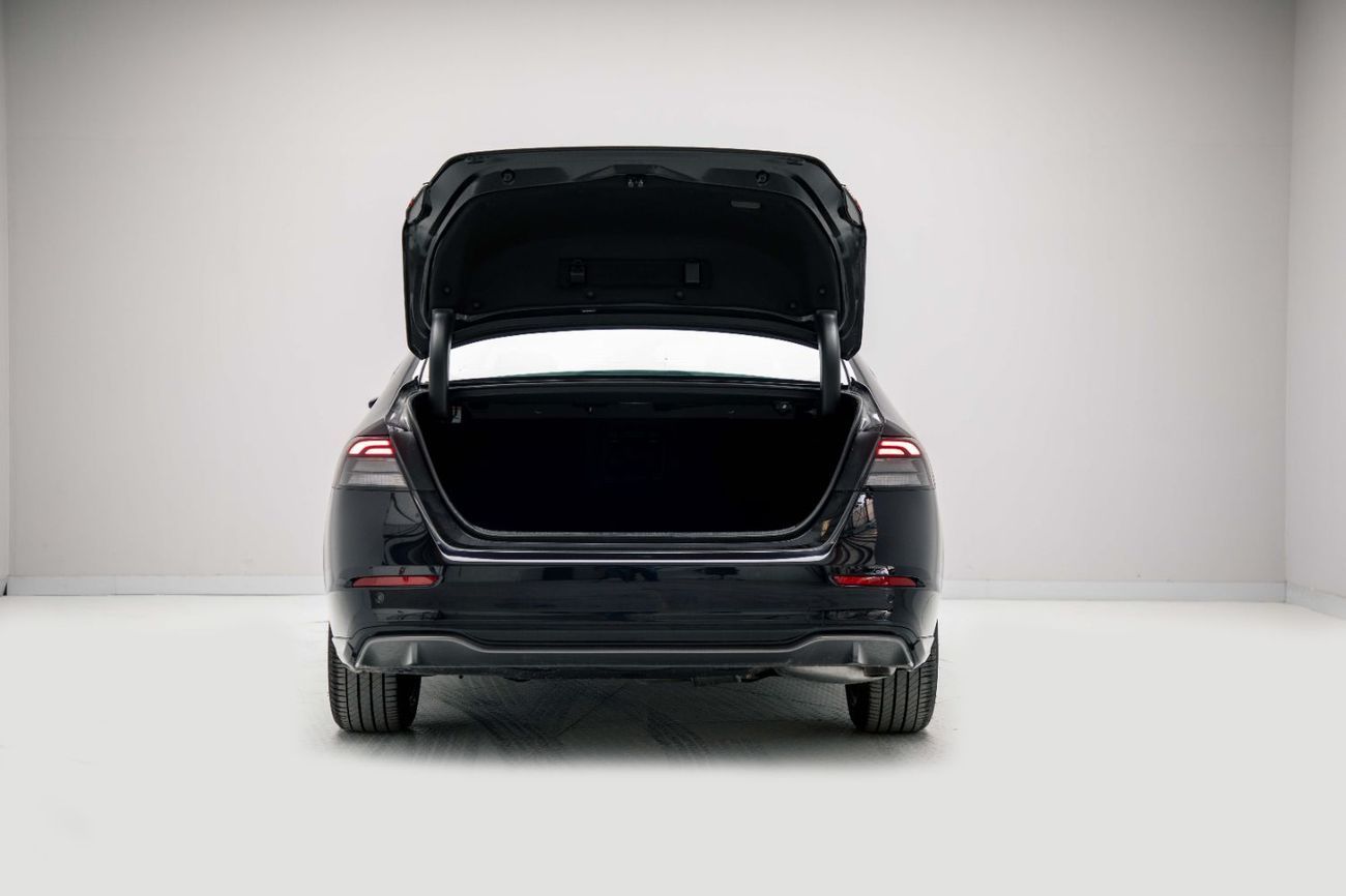 هوندا أكورد Premium 2.0L - Starry Blue Inside Black | Export Only