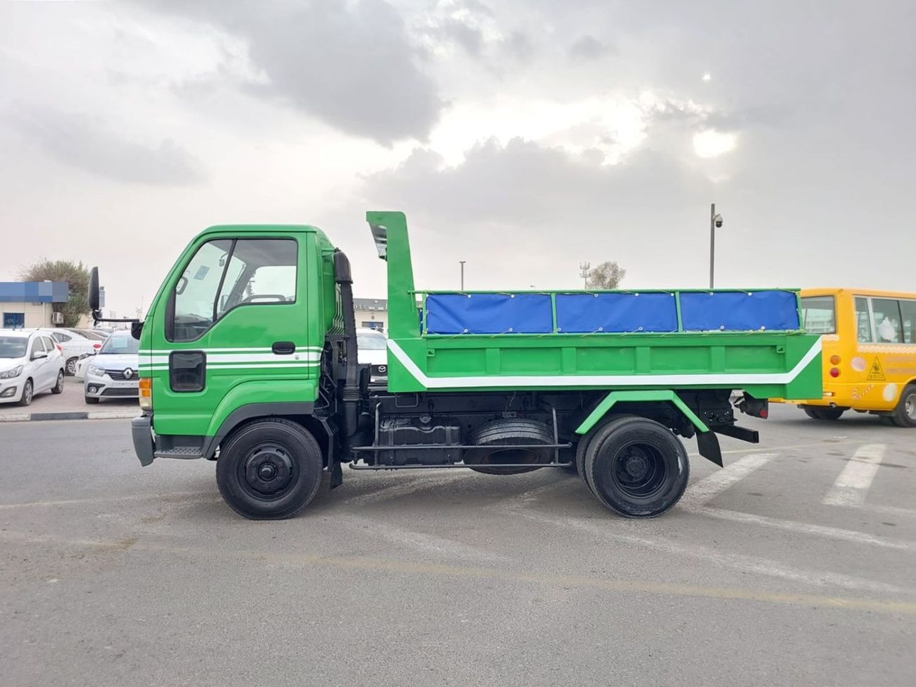 Isuzu Juston ISUZU JUSTON DUMPER TRUCK RHD 1997 MODEL 8.2 L DIESEL MANUAL(PM00333)