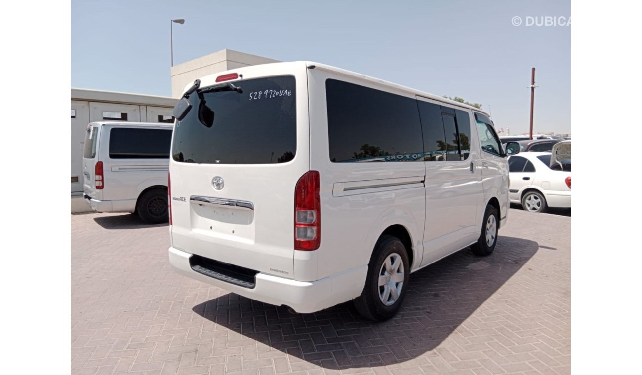 تويوتا هاياس TOYOTA HIAVE VAN RIGHT HAND DRIVE (PM1304)