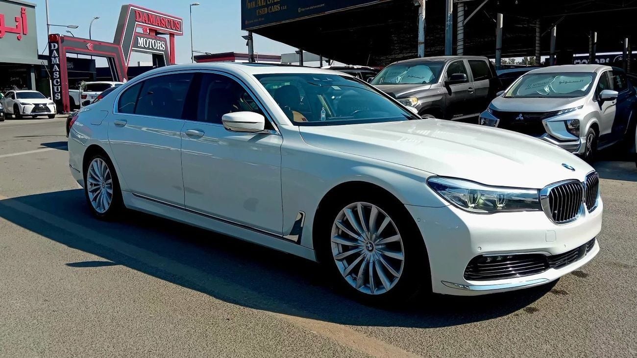 BMW 740i 