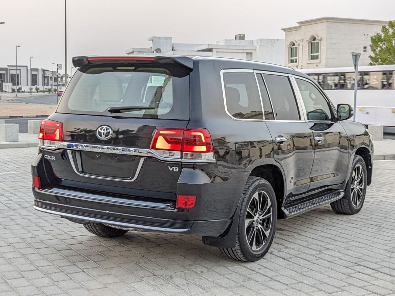 تويوتا لاند كروزر MODIFIED TO 2021 MODEL | LHD | 4.7L PETROL ENGINE | AUTO | 4WD