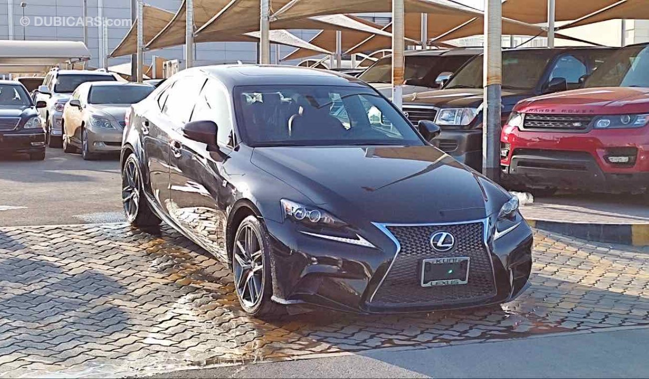 لكزس IS 300 F sport