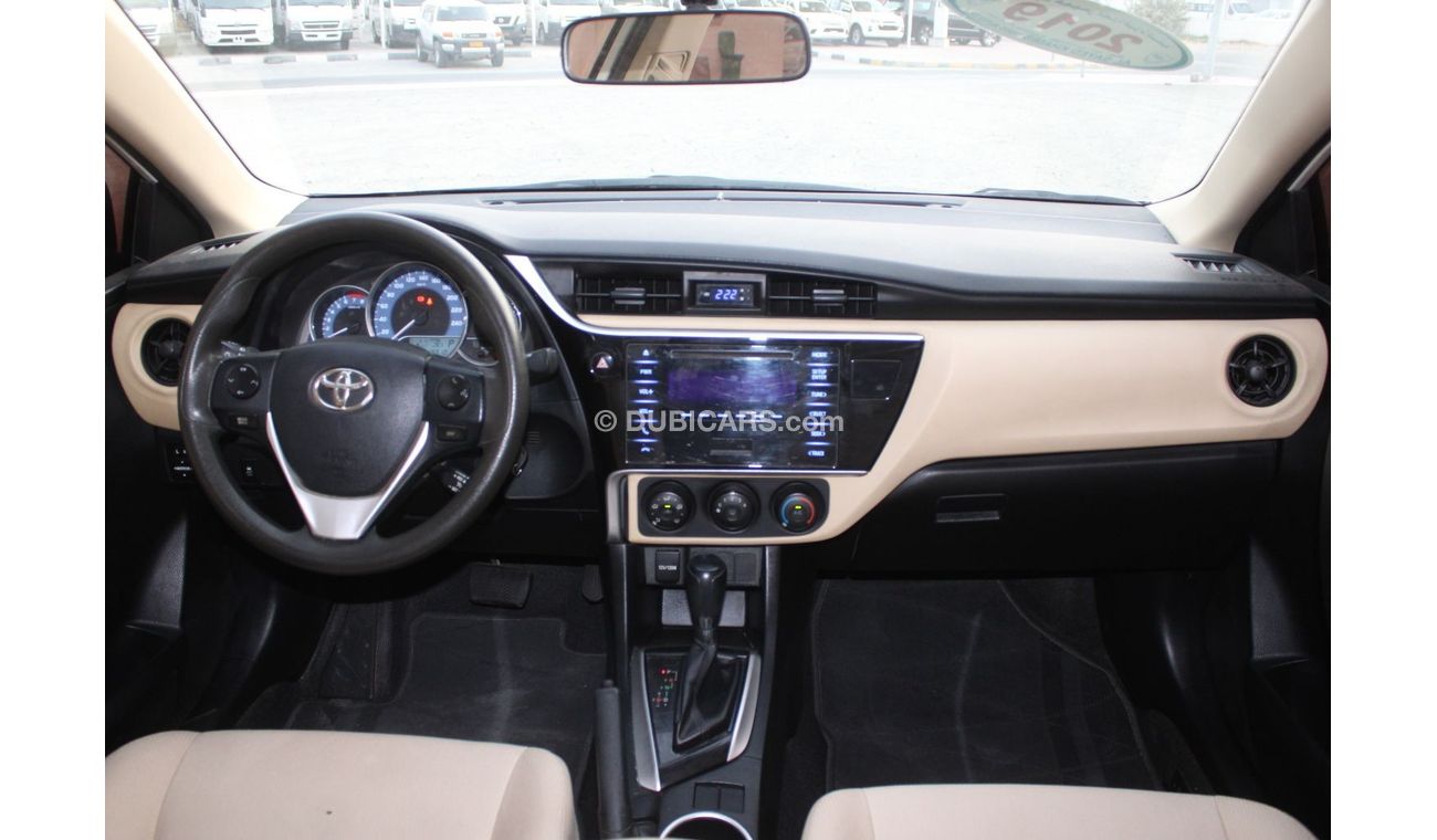 Toyota Corolla SE TOYOTA COROLLA 2019 WHITE 1.6 GCC EXCELLENT CONDITION WITHOUT ACCIDENT