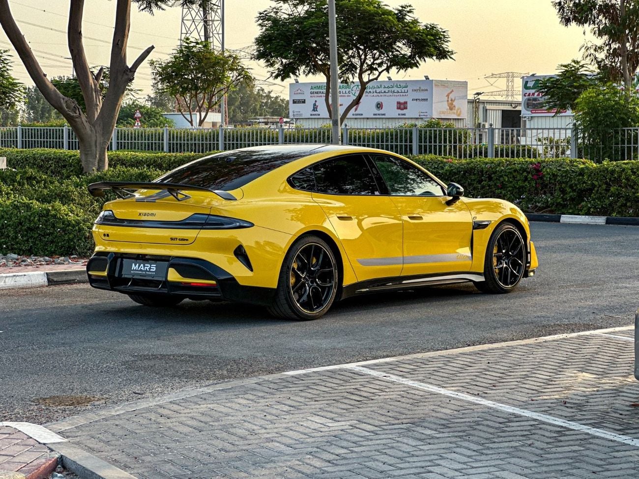 Xiaomi SU7 2025 Used Xiaomi SU7 Ultra EV | 93.7 kWh | Range (630 Km) | 1,548 Hp | Carbon Packge | Law Mileage (