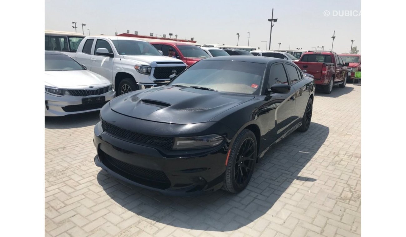 Dodge Charger دودج تشارجر2017 وارد بحالة نظيفة6سالند