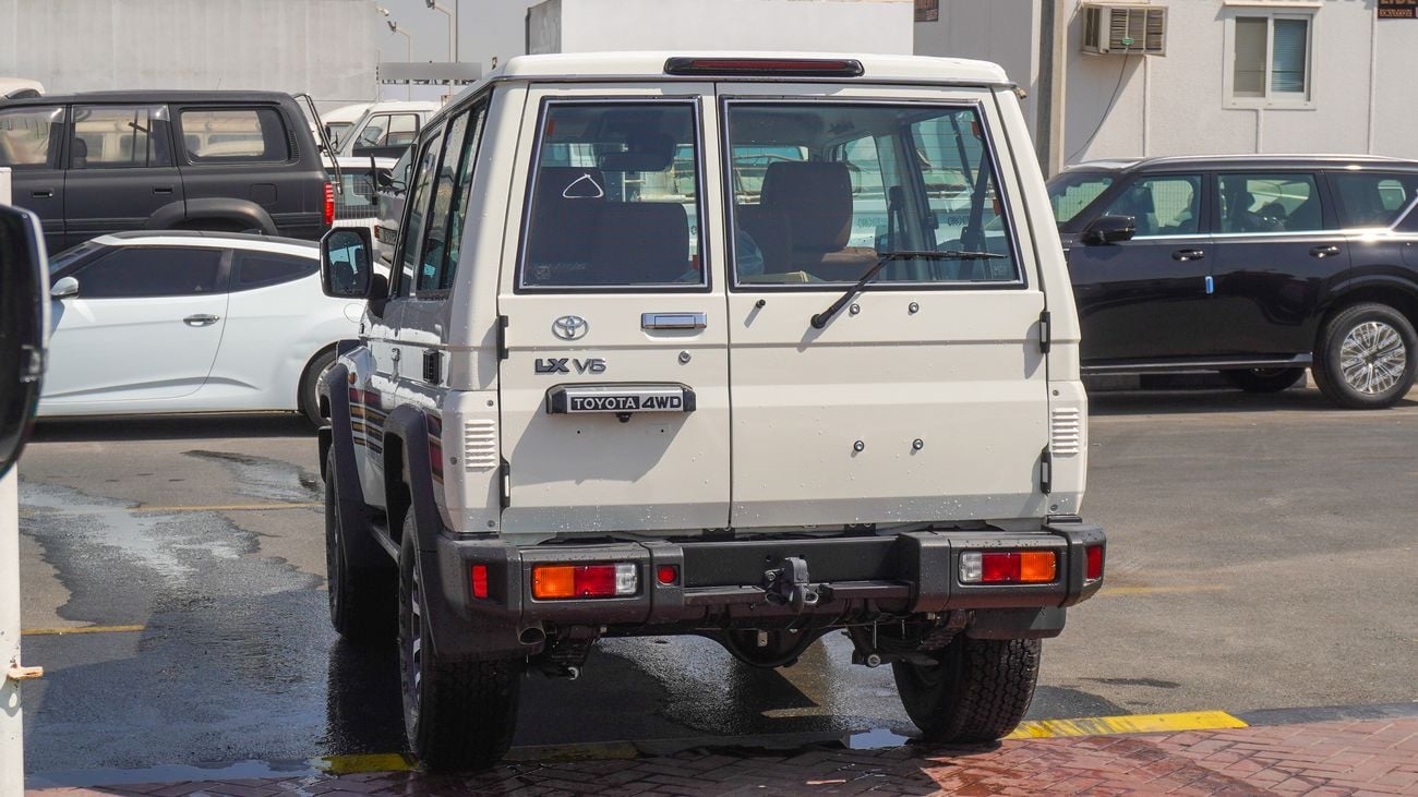 Toyota Land Cruiser 70 4.0L V6 Oman Specs