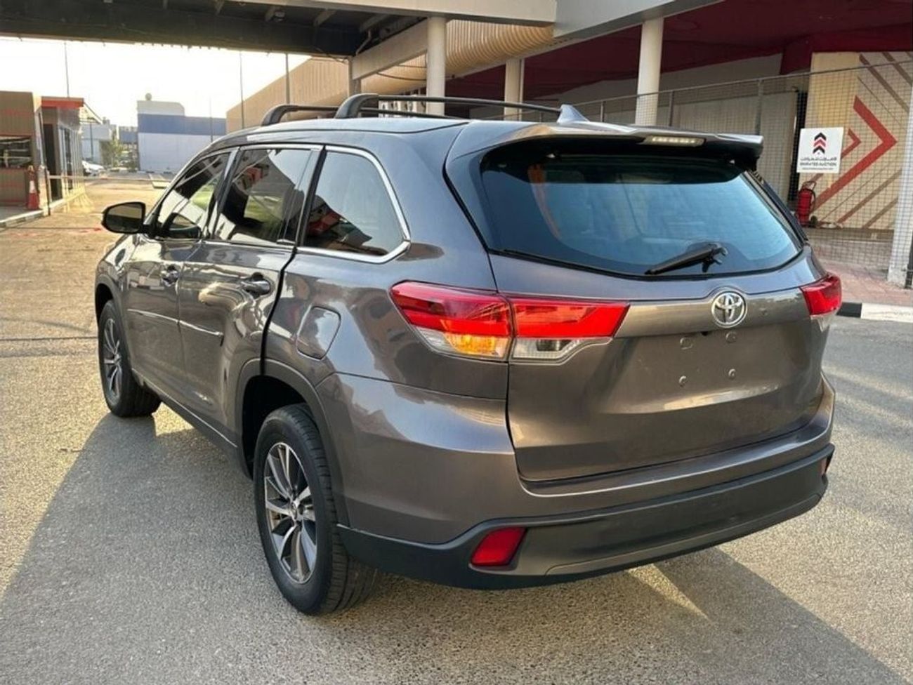 Toyota Highlander 2018 XLE SUNROOF FULL OPTION AWD USA IMPORTED
