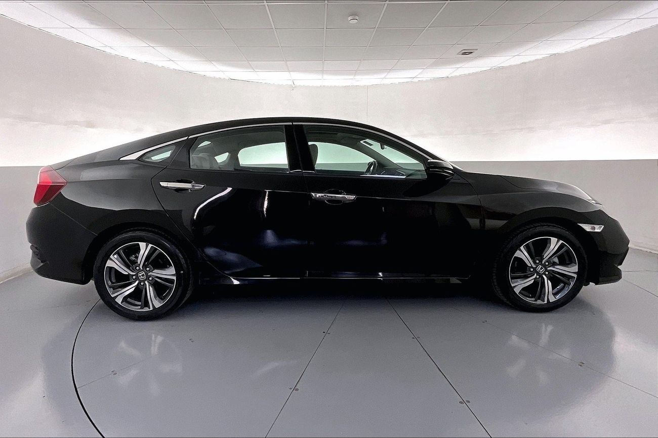 جيب جراند شيروكي Limited | عرض العيد الحصري | خالية من أضرار الفيضانات