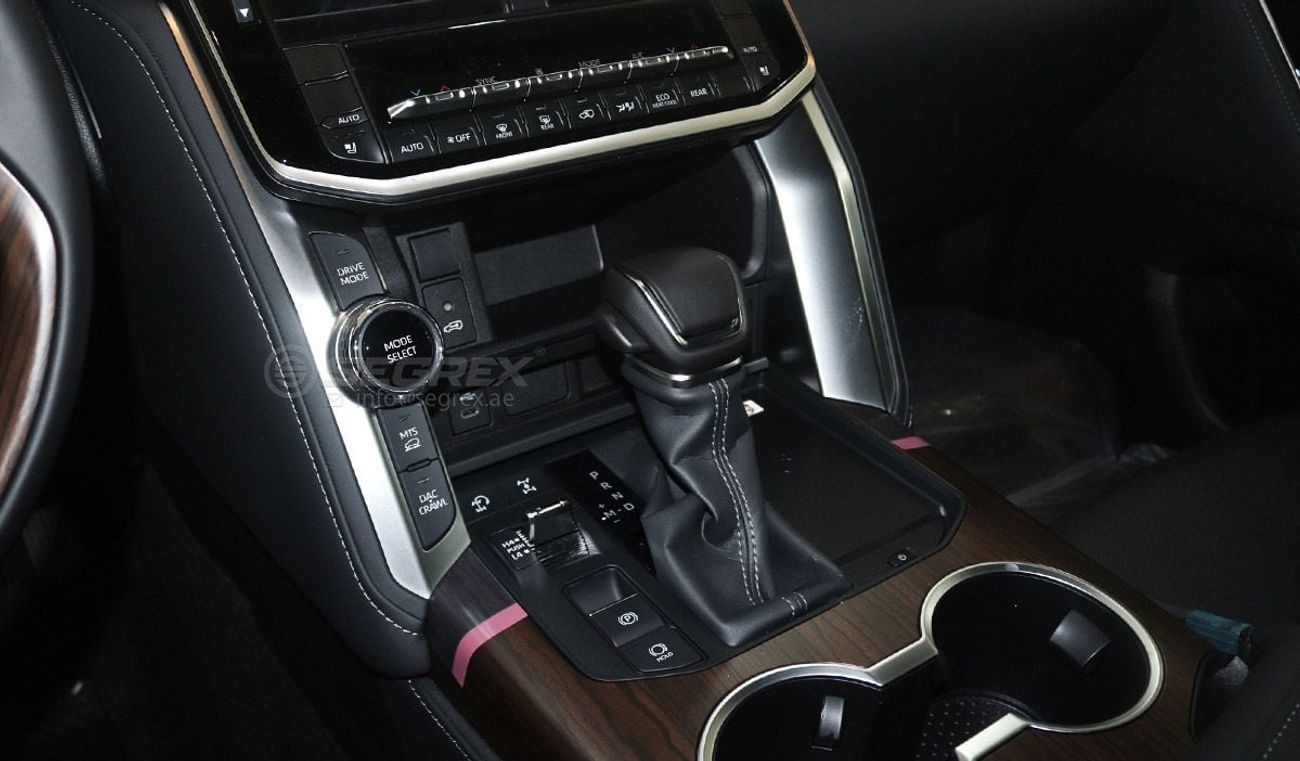 تويوتا لاند كروزر 2026 Model Toyota Land Cruiser (LC300) GXR, 3.5L Petrol 4WD 10A/T