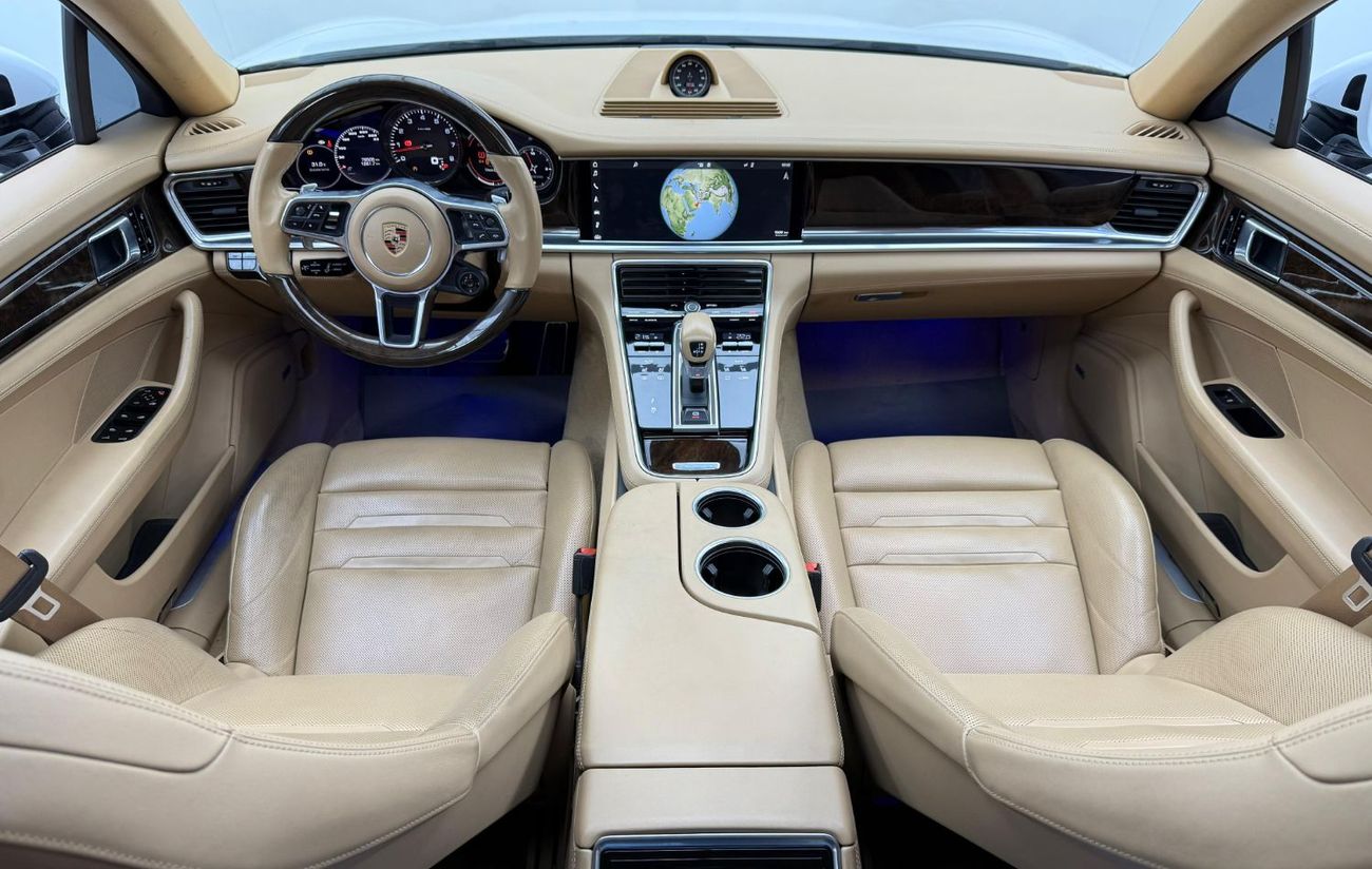 Porsche Panamera 4S 3.0L (434 HP) 2017 Porsche Panamera 4S, Porsche Full Service History, Excellent Condition, GCC