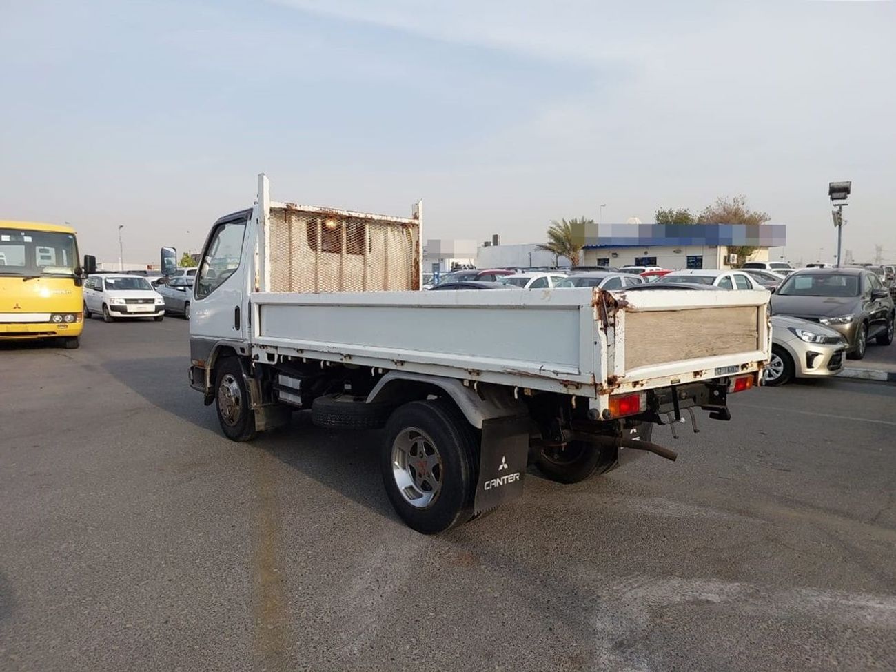 Mitsubishi Fuso Canter MITSUBISHI CANTER TRUCK RIGHT HAND DRIVE(PM20230)