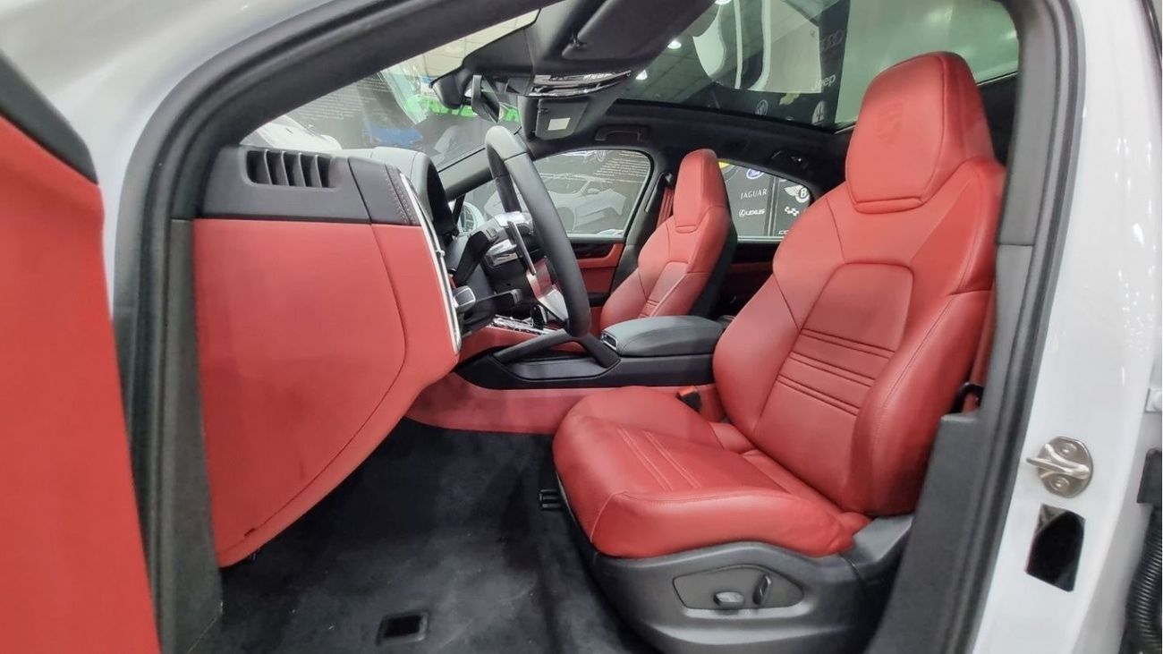 Porsche Cayenne PORSCHE CAYENNE COUPE PLATINUM EDITION GCC BRAND NEW UNDER THE DEALER WARRANTY FOR 410K AED