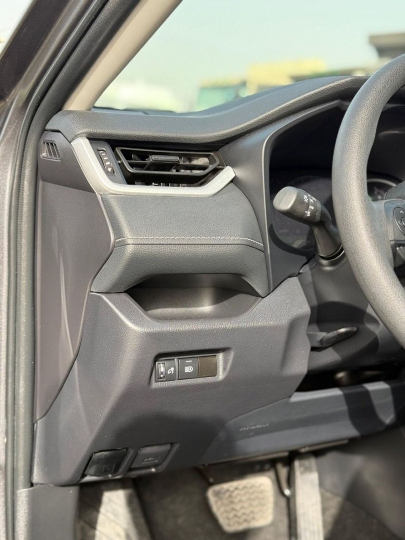 تويوتا راف ٤ XLE 2.5 leather seats, push start