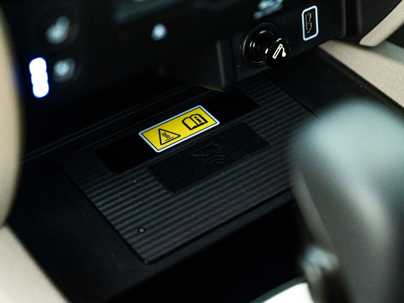 Honda Pilot AED 1887 PM • PILOT AWD TOURING • ONLY 28,000 KMS • 7-SEATER • PRISTINE CONDITION