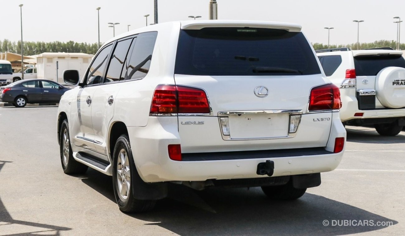 Lexus LX 570 LX570 Full Option White 2008 In Excellent Condition