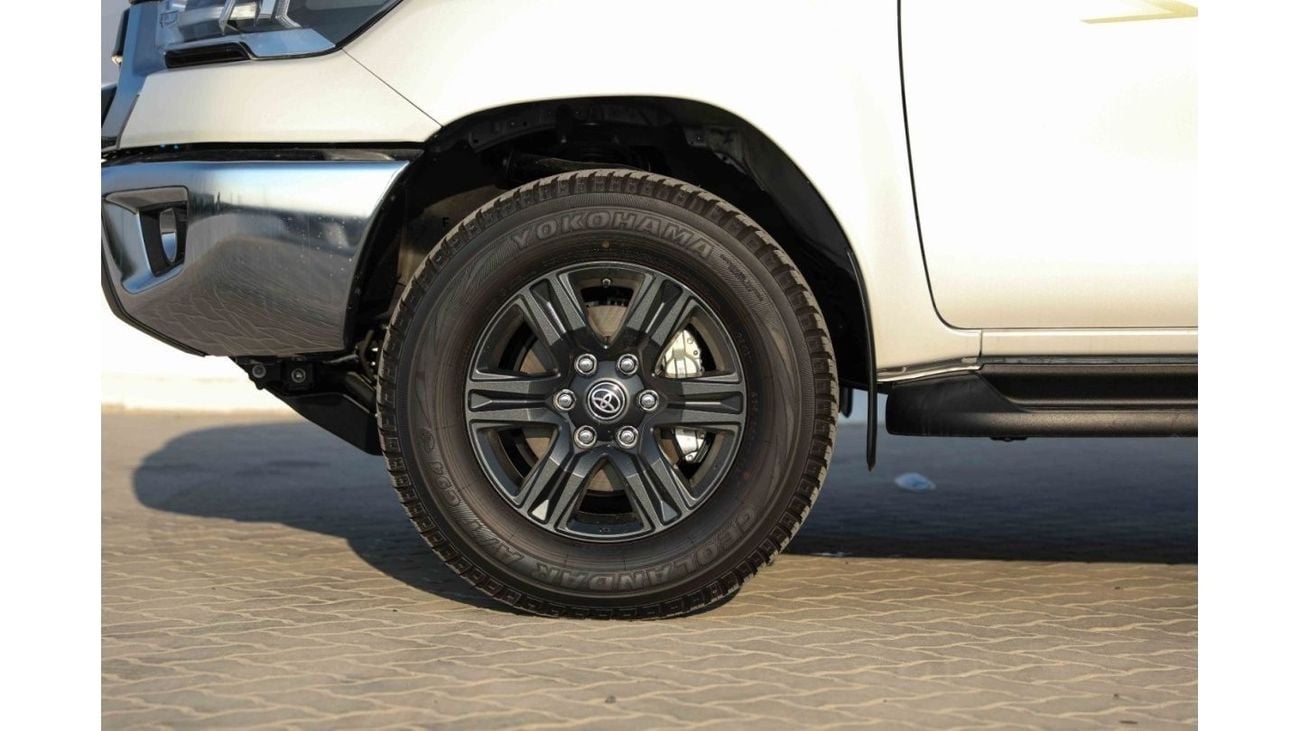 Toyota Hilux 2024 Toyota Hilux 4x4 DC 2.7 HI - Platinum White Pearl inside Maroon | Export Only