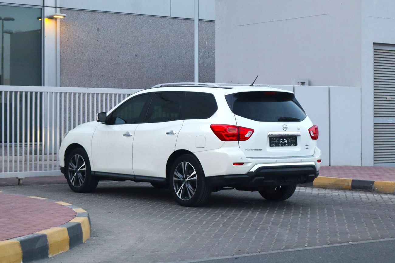 Nissan Pathfinder SL 3.5L (260 HP) 4WD