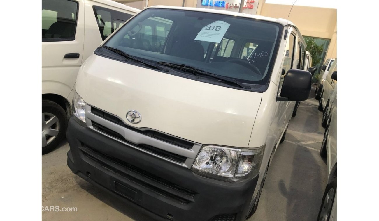 تويوتا هاياس Toyota Hiace bus 13 str,model:2013.Excellent condition