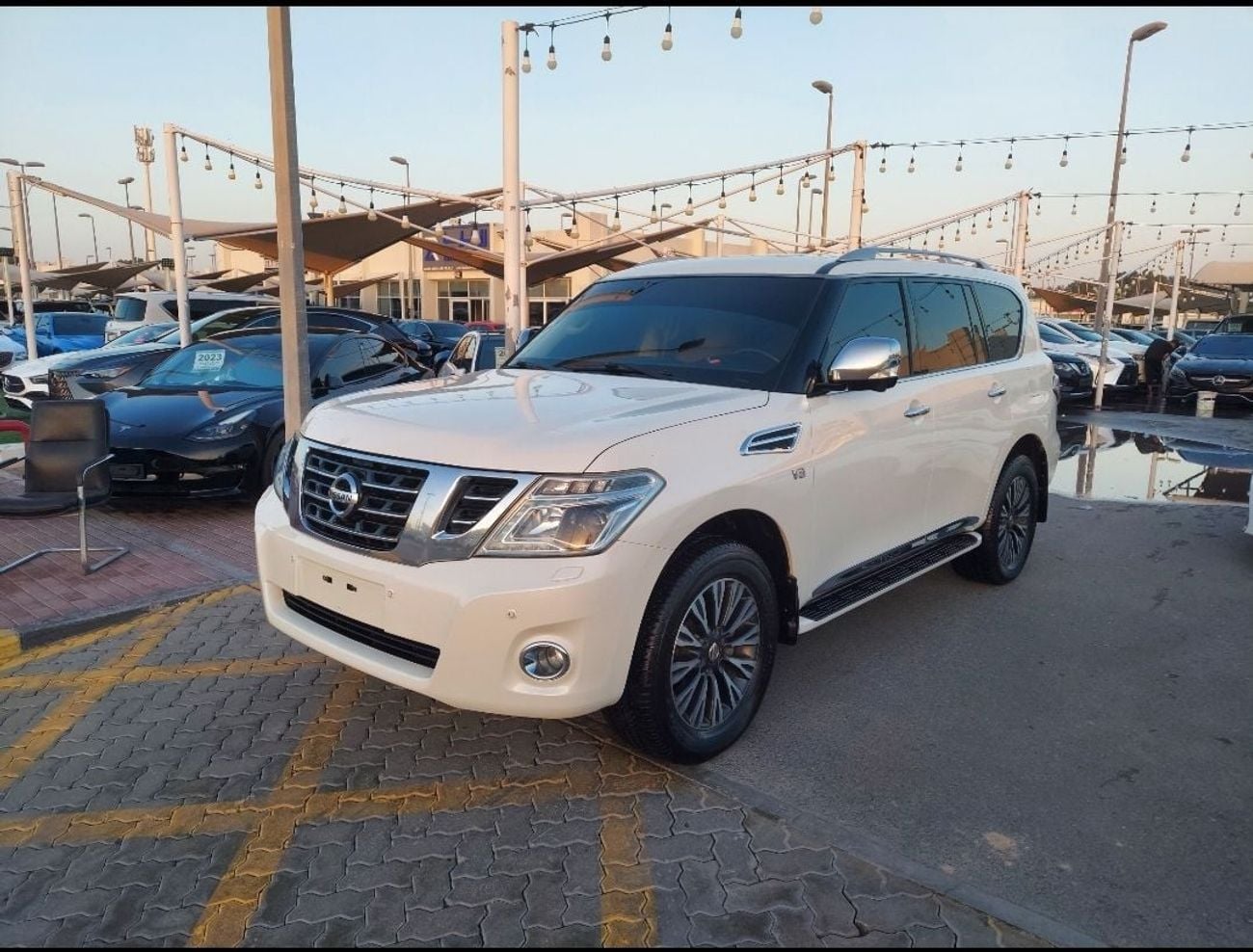 نيسان باترول SE Platinum City 5.6L