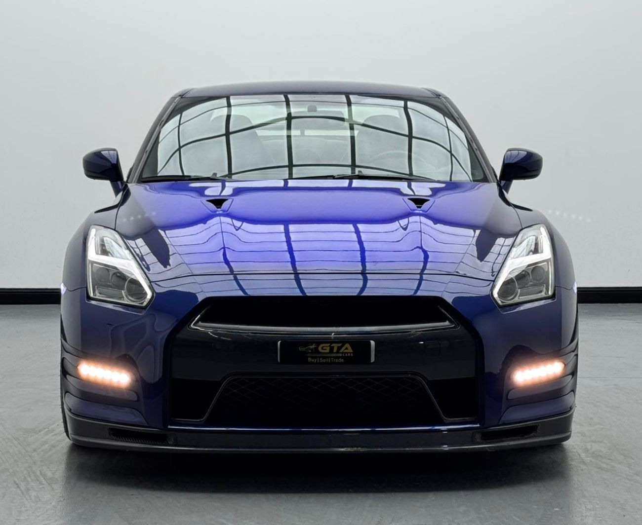 نيسان جي تي ار Track Edition 3.8L (565 HP) 2014 Nissan GT-R Track Edition, Nissan Service History, Excellent Condit