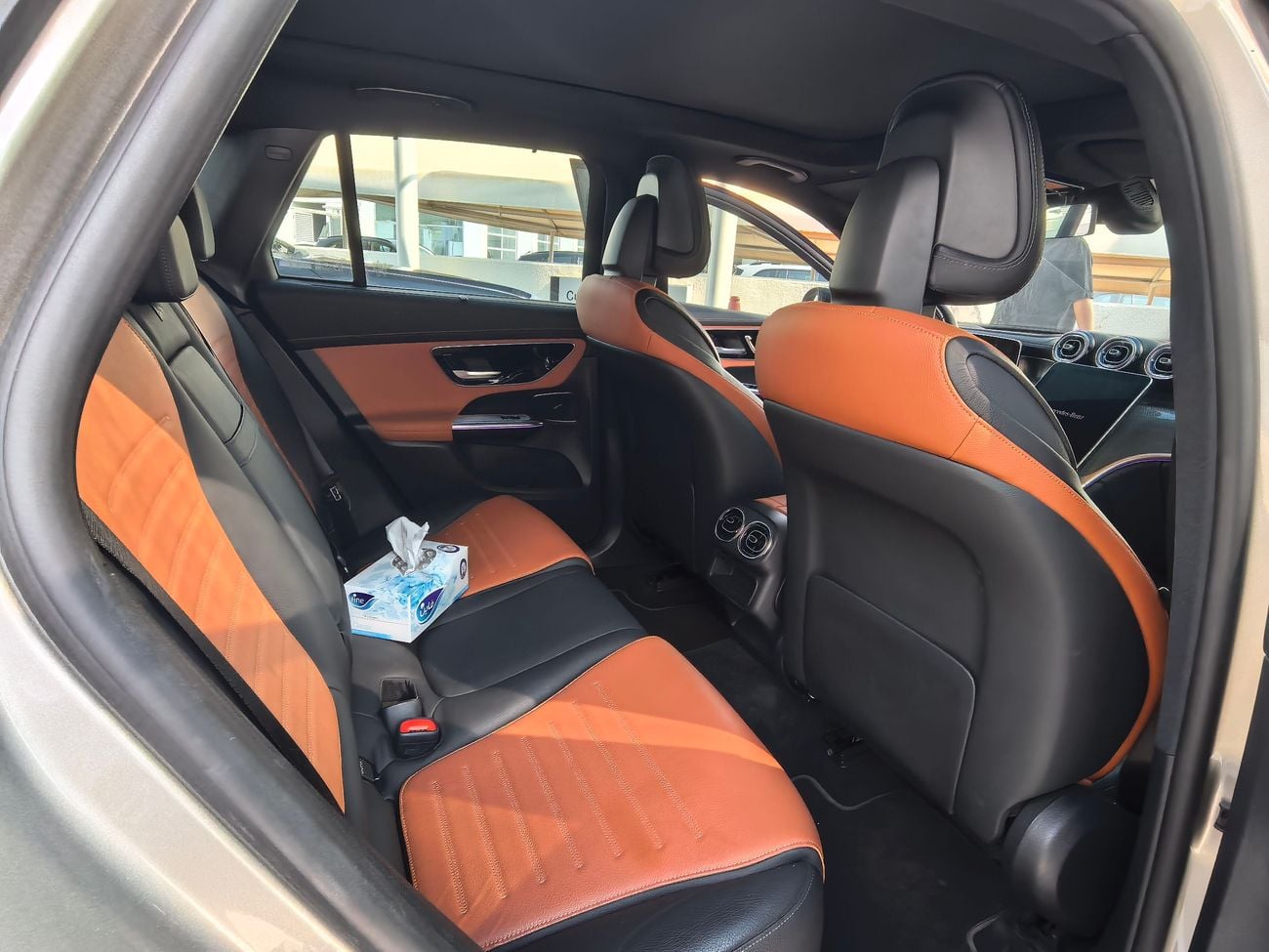 Mercedes Benz GLC200 PREMIUM PLUS