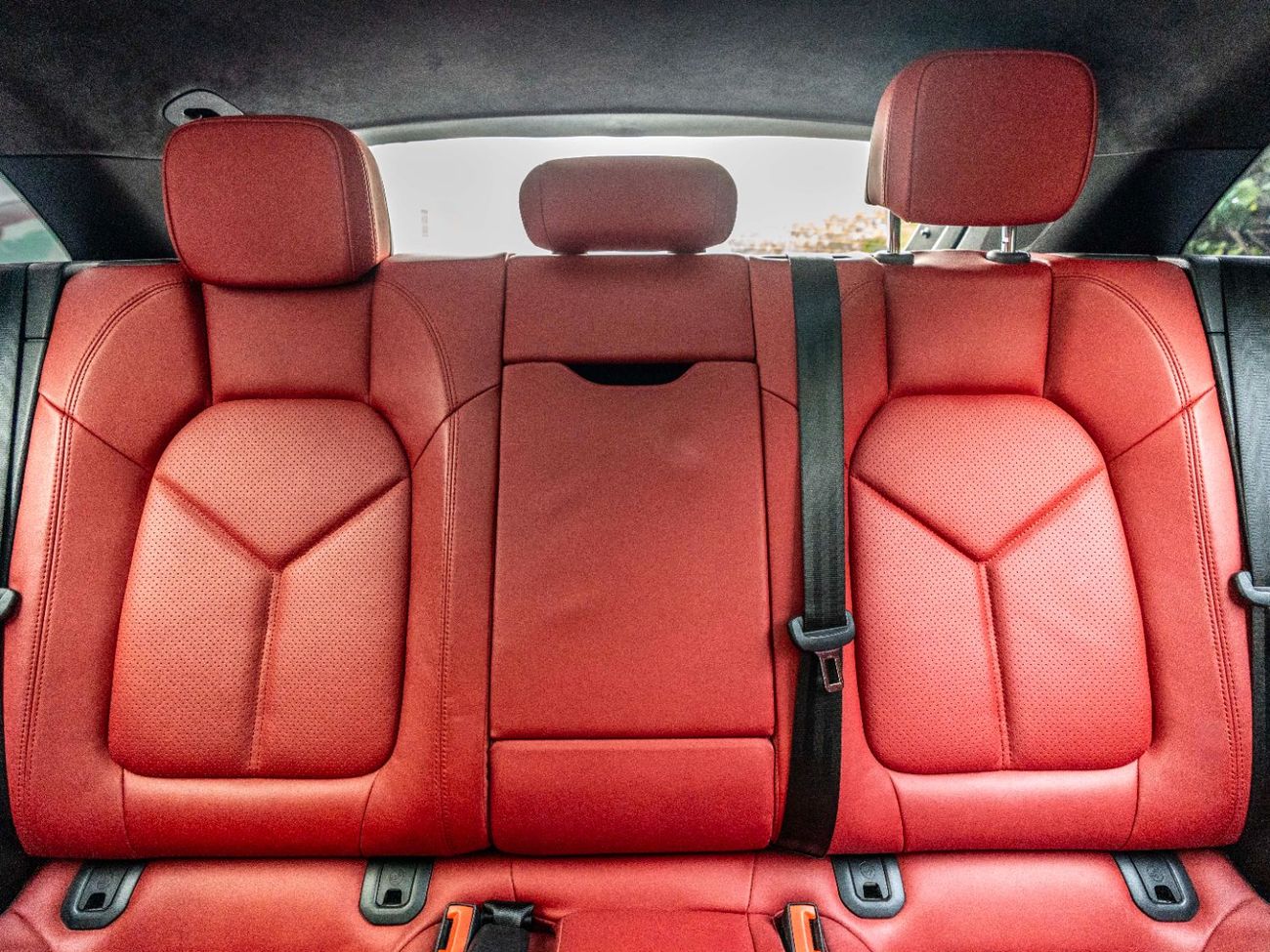 بورش ماكان Turbo 3.6L