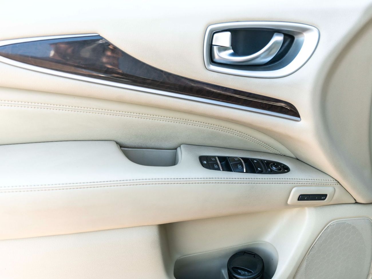 Infiniti QX60 Premium 3.5L