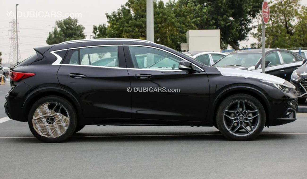 Infiniti Q30 1.6T Premium - GCC Specs - Zero KM