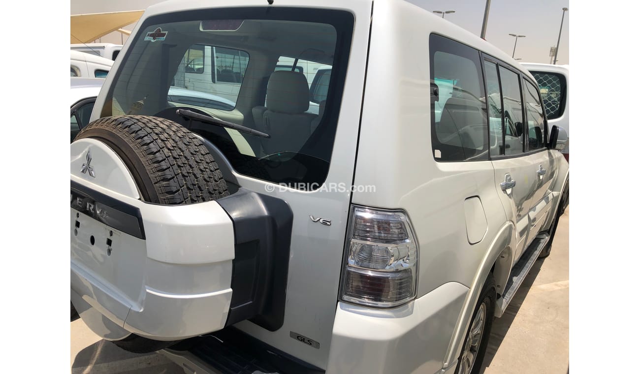 Mitsubishi Pajero Gls,Model:2010. Excellent condition