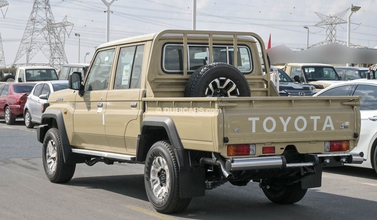 Toyota Land Cruiser Pick Up LC79 Pickup 4.0L Petrol V6 D/C, A/T Mid Option