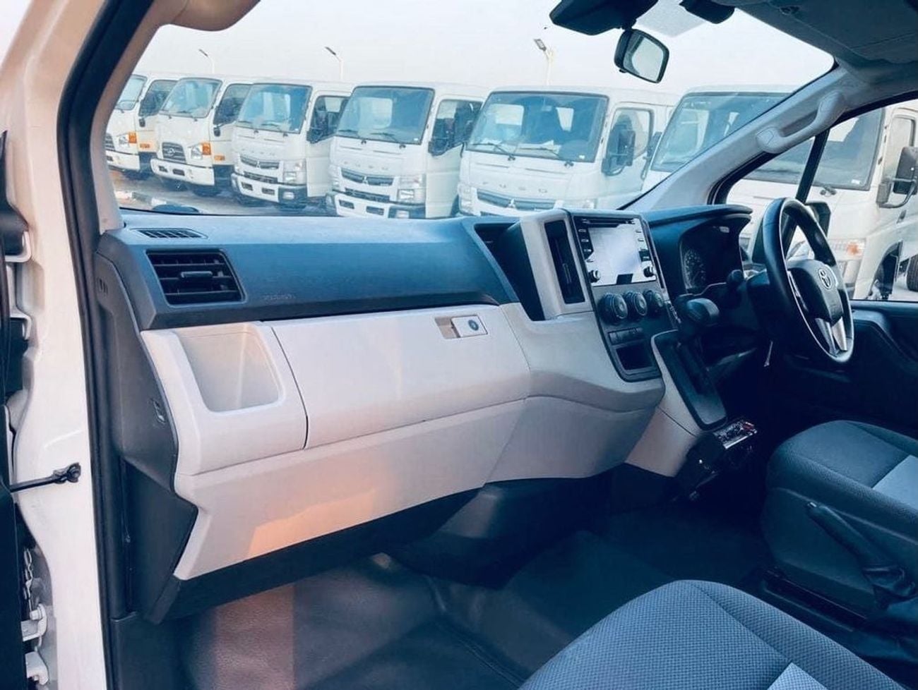 Toyota Hiace DLS - STD ROOF 2019 Model Commuter, 2.8L Turbo Diesel Automatic Full Option