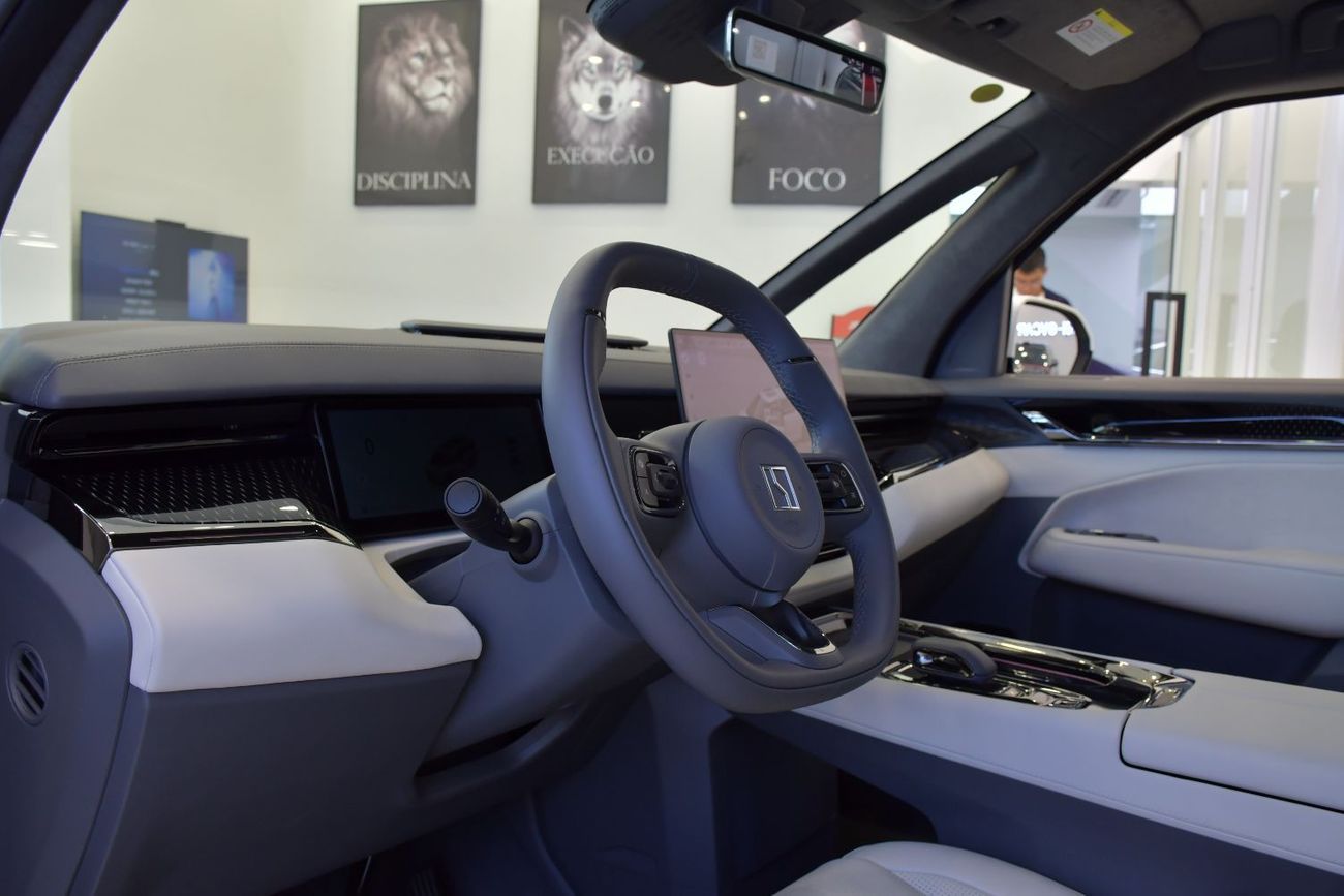 زيكر 009 Glorious Collector's Edition 4WD 108kWh