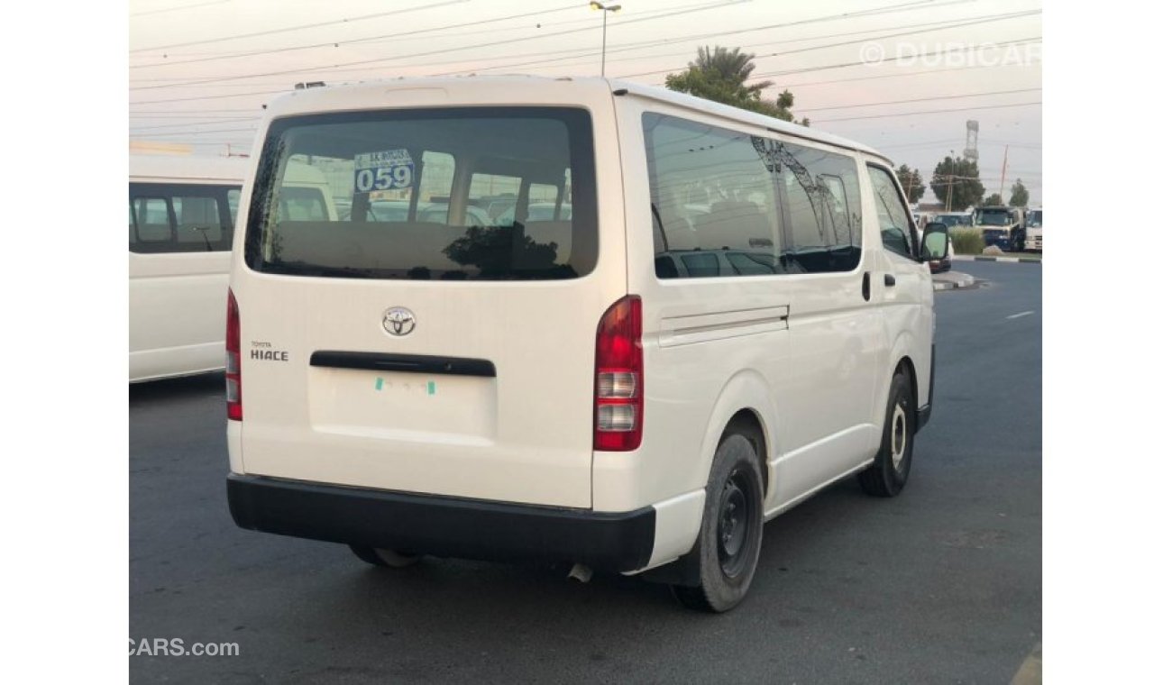 Toyota Hiace PETROL,2.7L,V4,15 SEATS,STANDARD ROOF (CODE # THW2021)