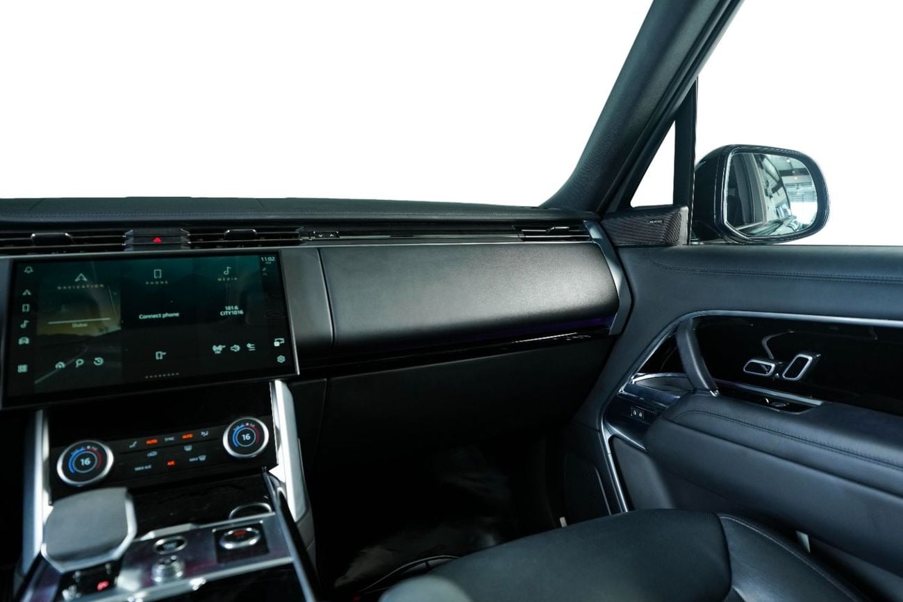 لاند روفر رينج روفر SE P400 Al Tayer Warranty Until 2028-Black On Black