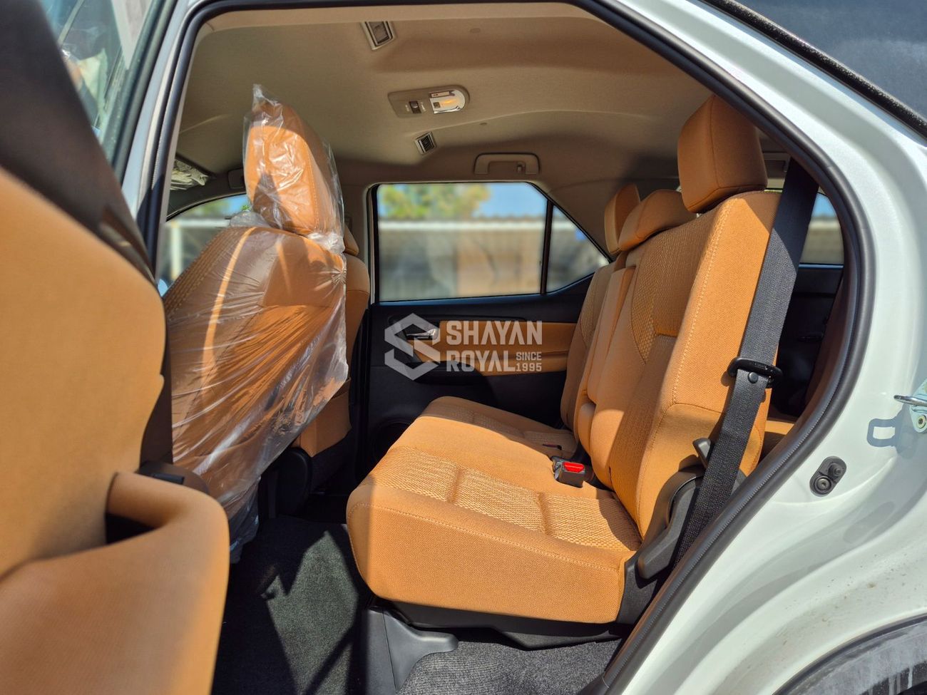 Toyota Fortuner 2.4L DIESEL STD 4WD AT 7-SEATS 2026MY ONLY FOR EXPORT