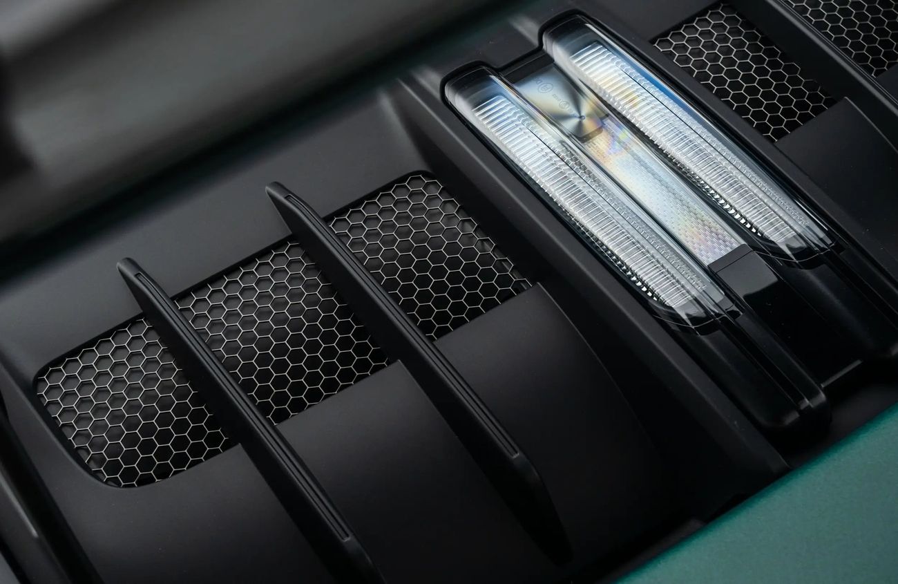 Porsche 911 4.0L F-6 Naturally Aspirated Engine