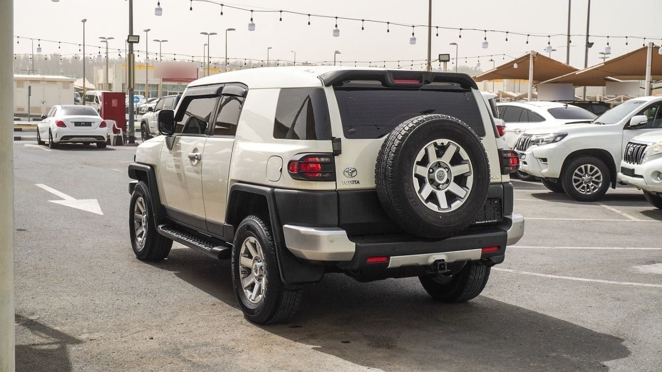 تويوتا إف جي كروزر